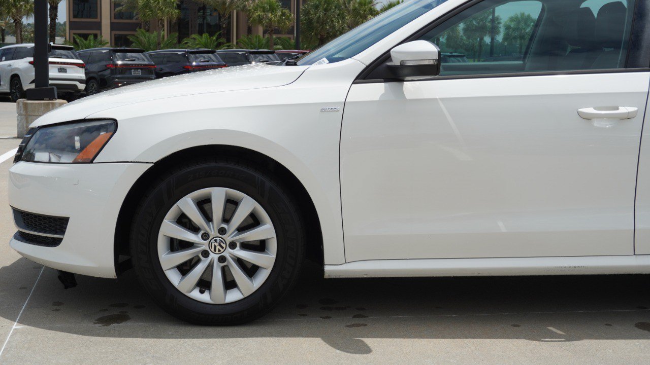 Used 2014 Volkswagen Passat 1.8T Wolfsburg Edition FWD image 10