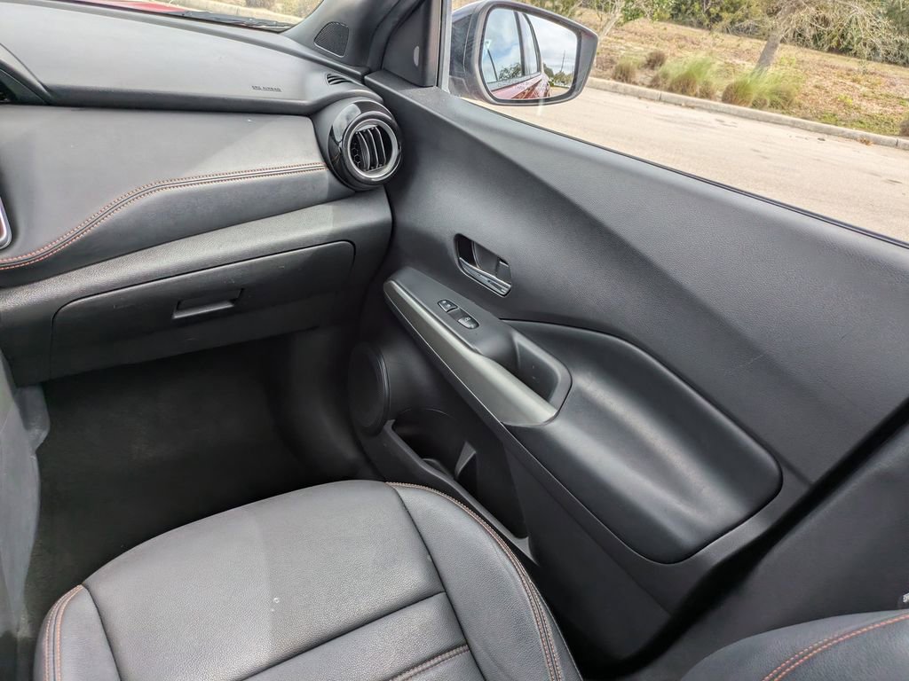 Used 2019 Nissan Kicks SR w/ SR Premium Package image 21