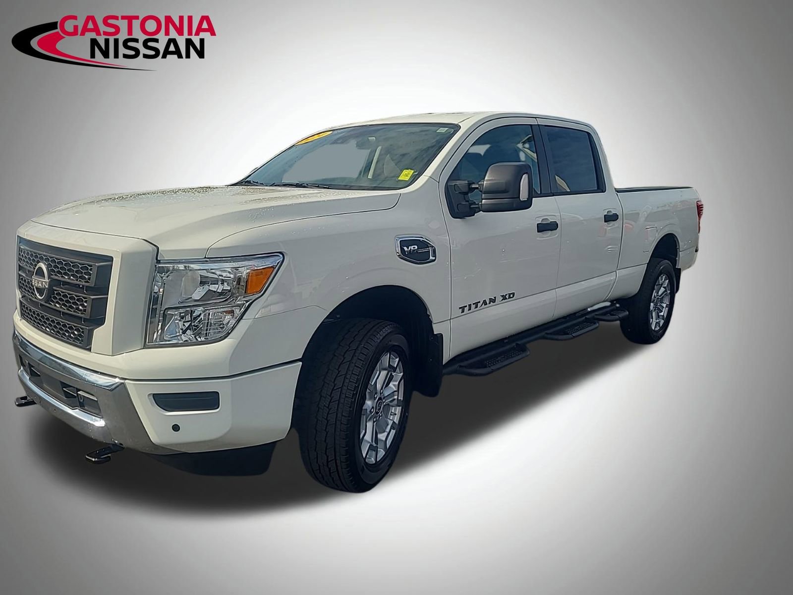 Used 2024 Nissan Titan SV w/ SV Convenience Package image 6