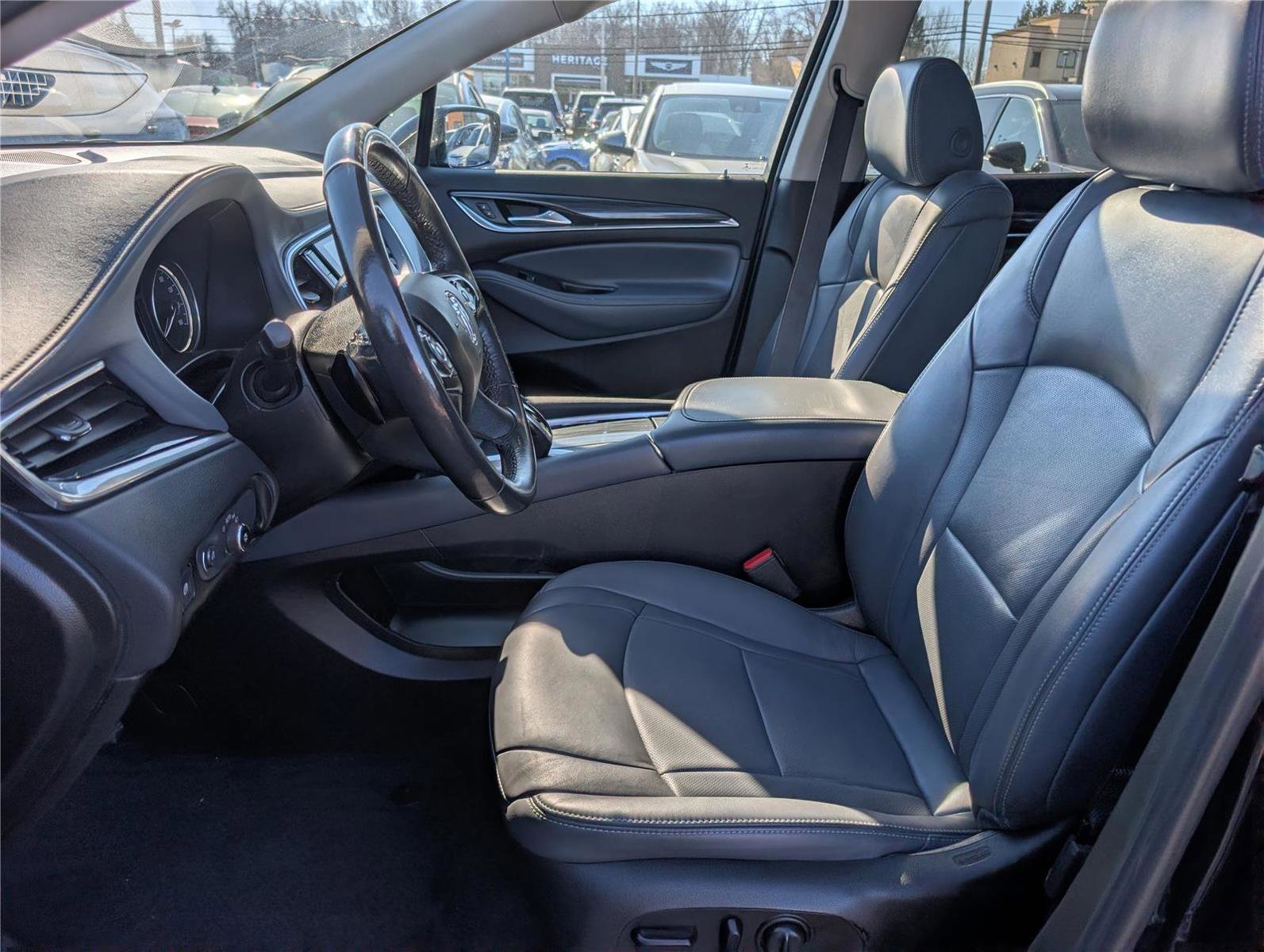 Used 2021 Buick Enclave Essence w/ Sound and Sites Package image 18