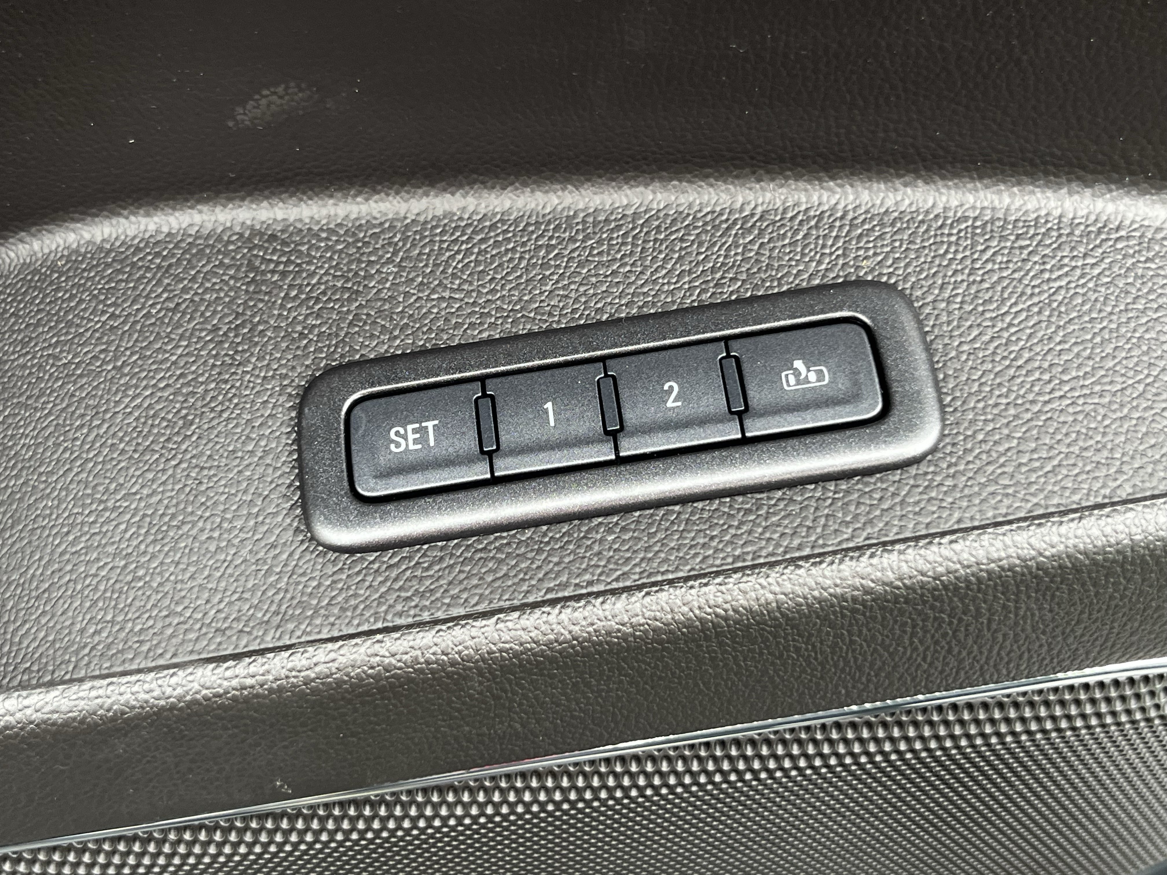 Used 2016 Chevrolet Suburban LT AWD/4WD image 24