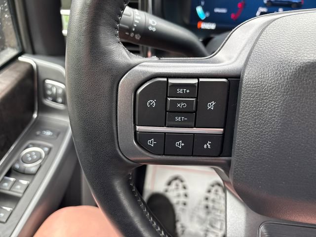 Used 2024 Ford F250 Lariat w/ Black Appearance Package AWD/4WD image 12
