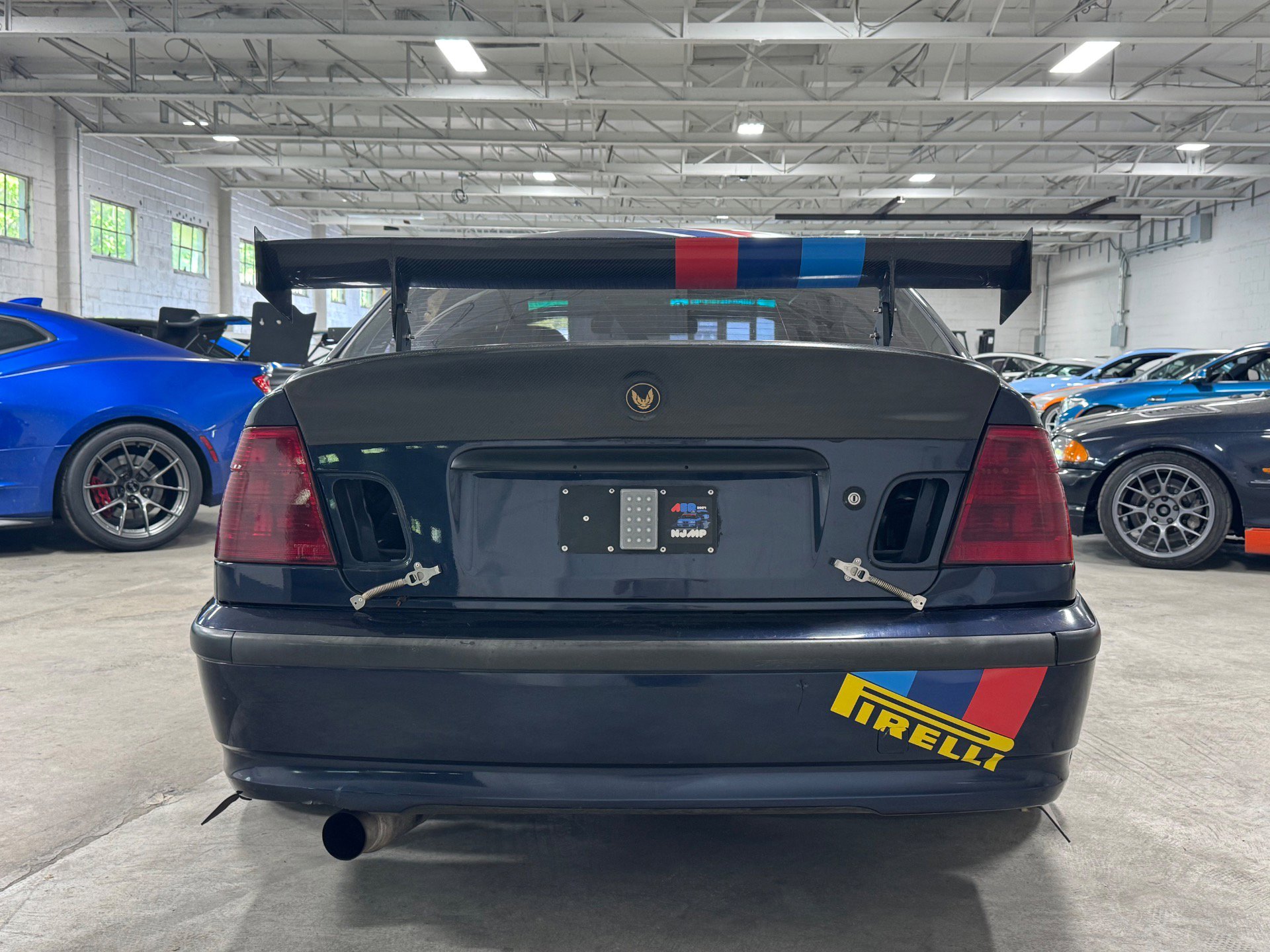 Used 2003 BMW 325i Sedan image 45