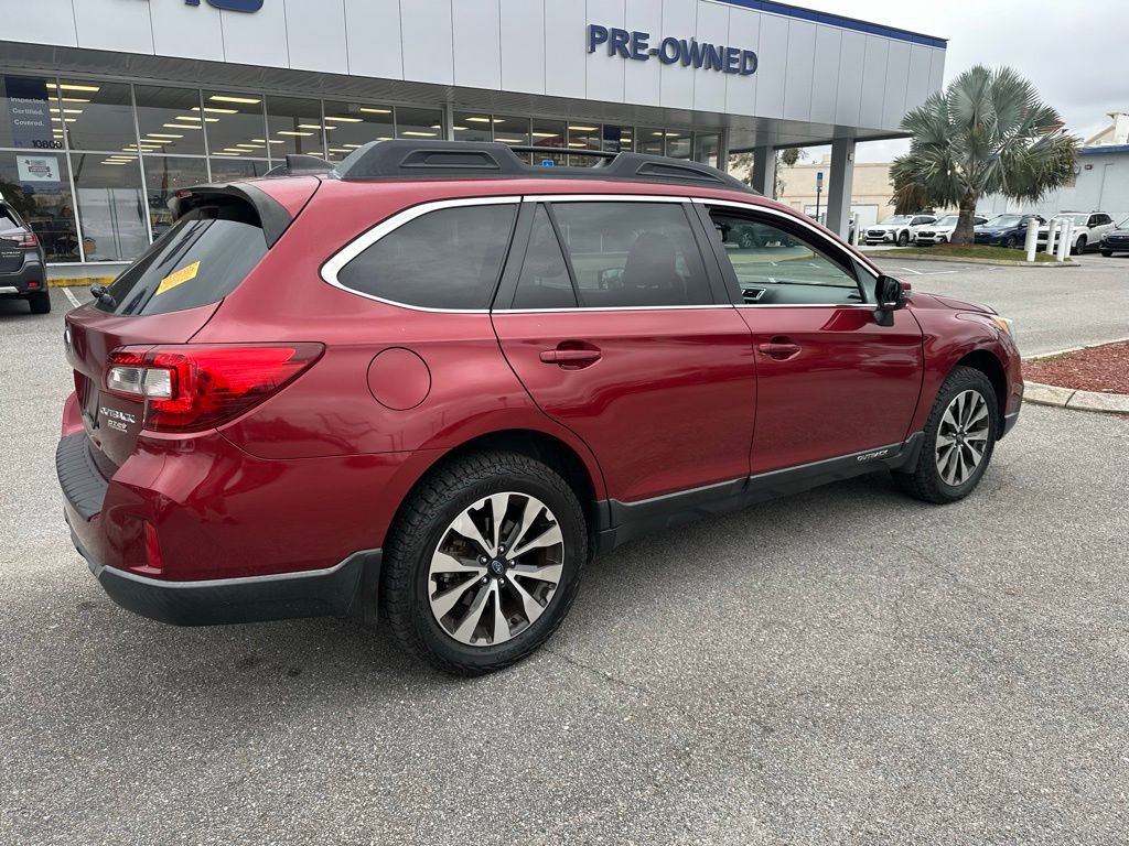 Used 2017 Subaru Outback 2.5i Limited w/ Popular Package #5 image 3