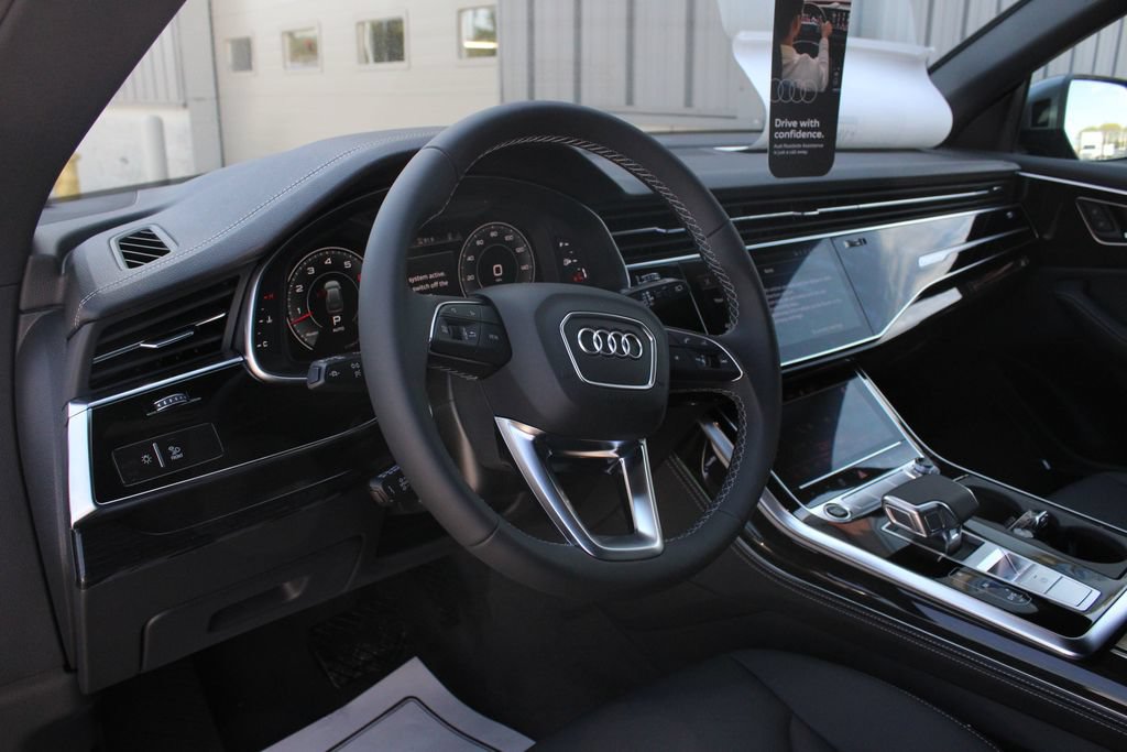 New 2026 Audi Q8 Premium Plus AWD/4WD image 2