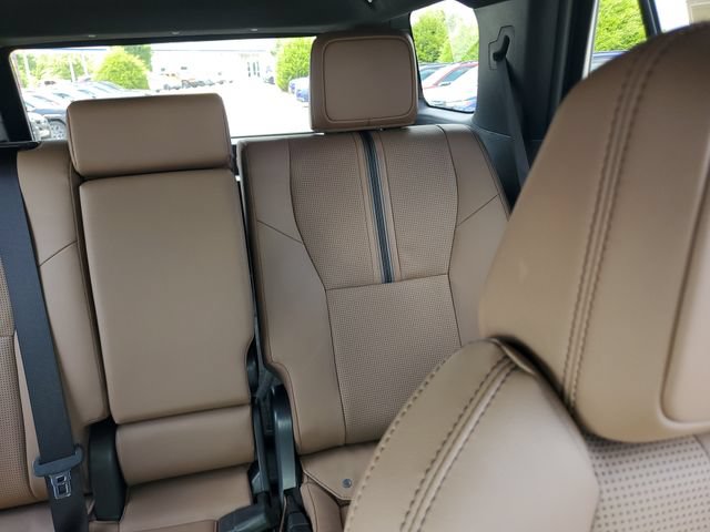 Used 2025 Toyota 4Runner Limited RWD image 12