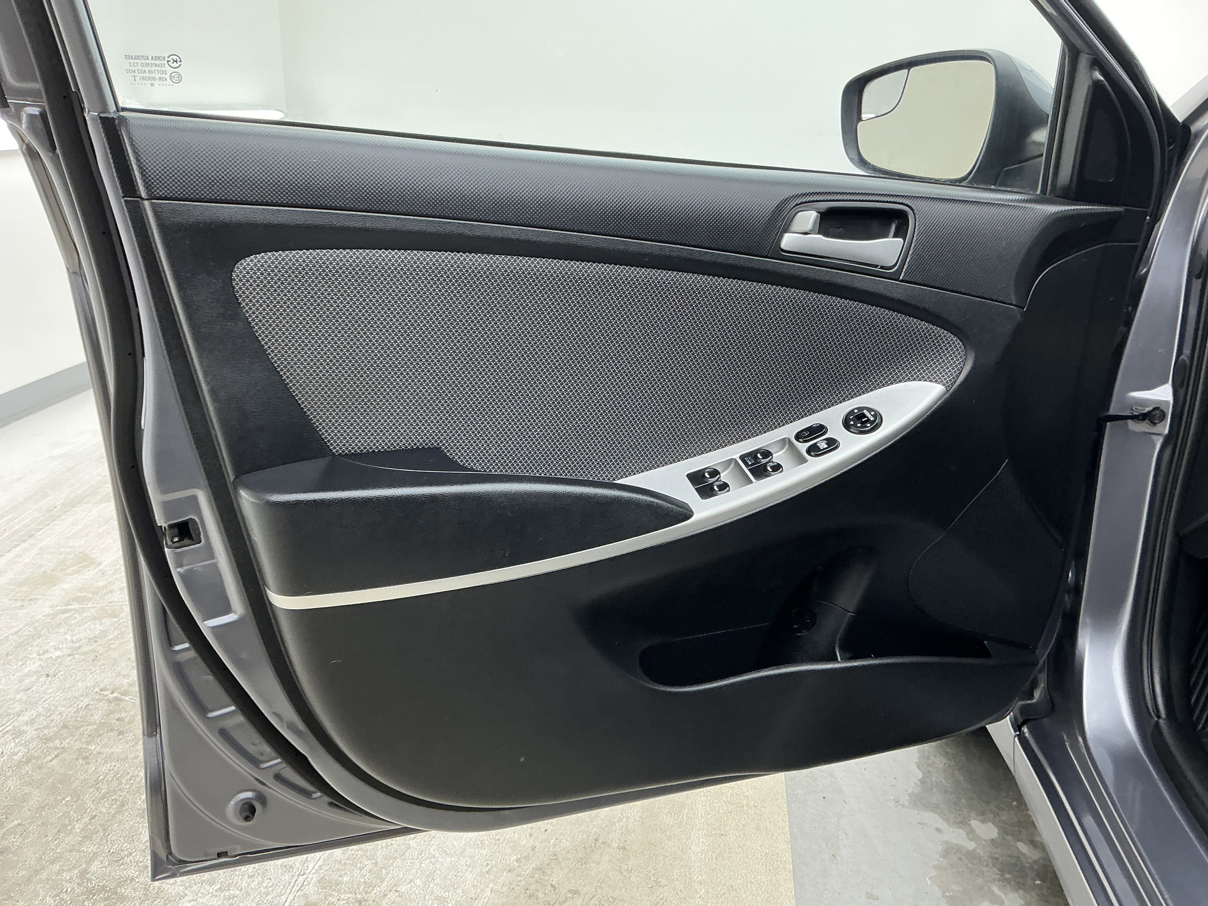 Used 2014 Hyundai Accent GS image 14