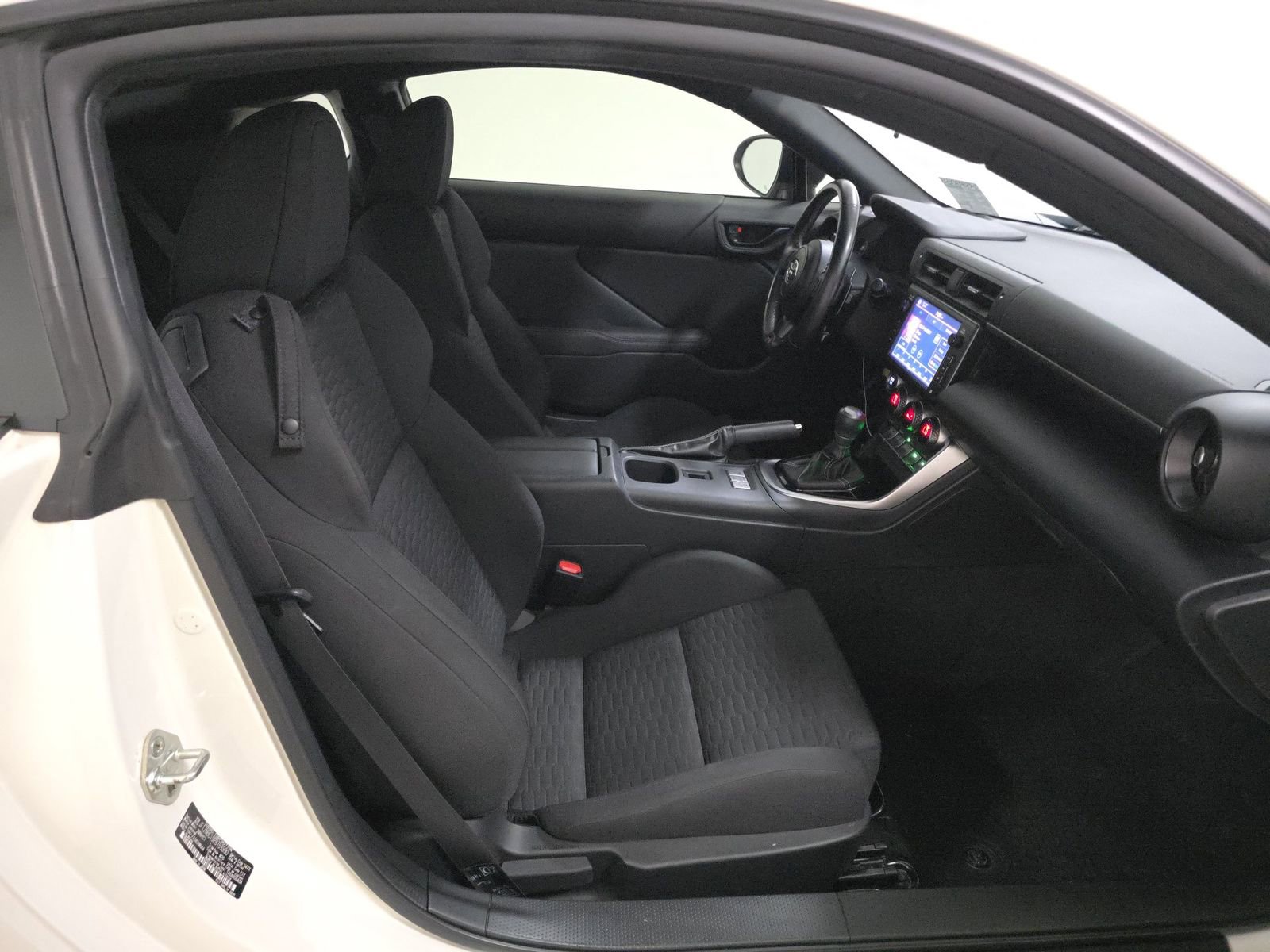 Used 2023 Toyota GR86 RWD image 9