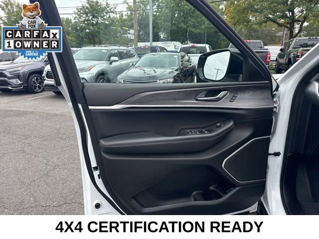 Used 2022 Jeep Grand Cherokee Limited image 35