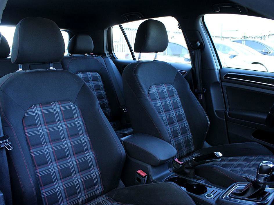 Used 2016 Volkswagen GTI S image 23