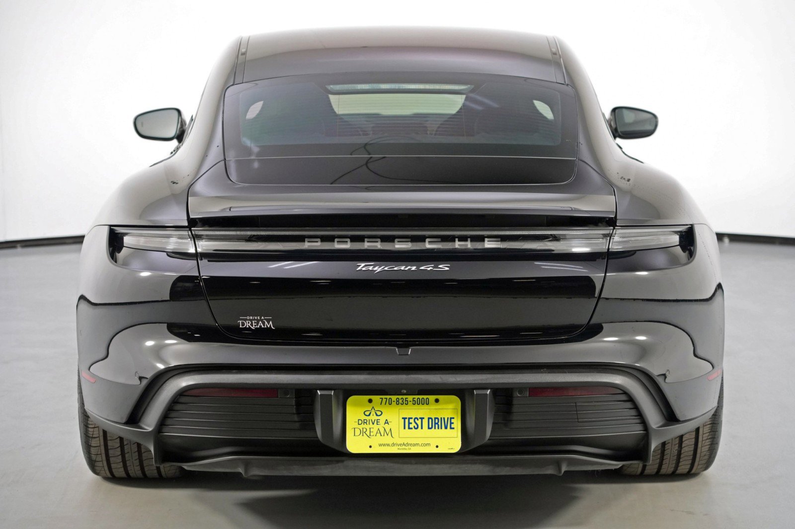 Used 2020 Porsche Taycan 4S image 53