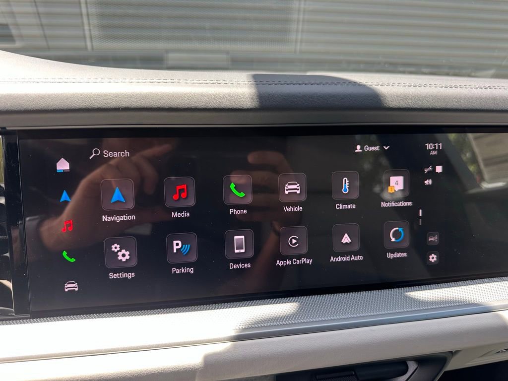 Used 2025 Porsche Cayenne image 26