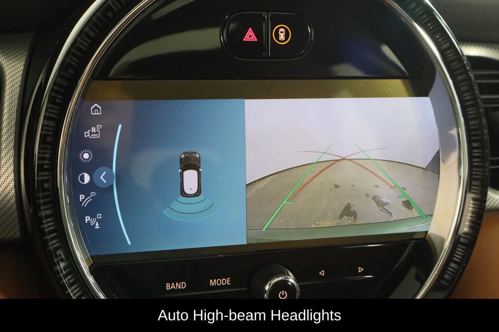 Used 2023 MINI Cooper 2-Door Hardtop w/ Signature Upholstery Package image 7