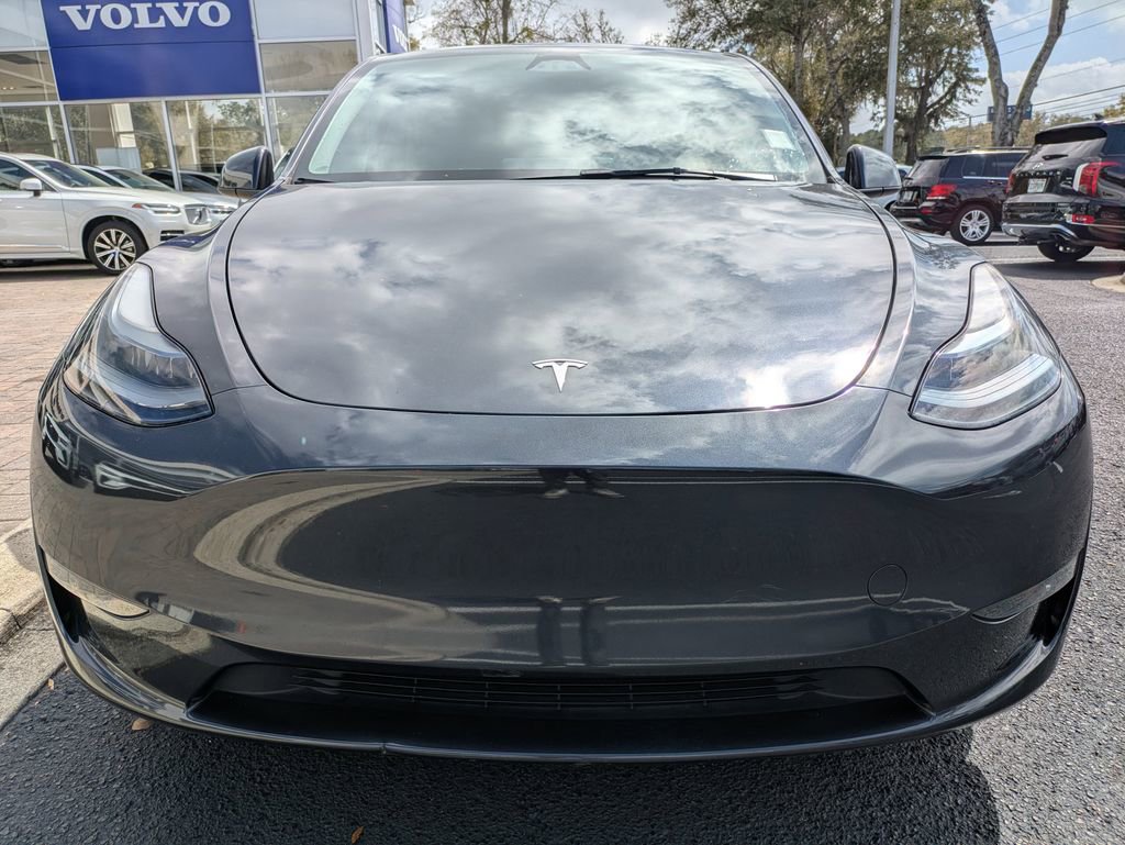 Used 2024 Tesla Model Y Long Range image 9