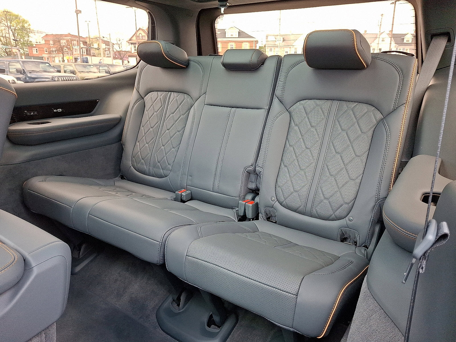 Used 2024 Jeep Grand Wagoneer Series III image 10