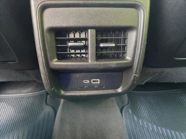 Used 2023 Cadillac XT4 Premium Luxury FWD image 15