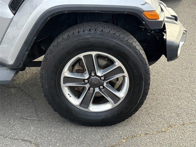 Used 2019 Jeep Wrangler Unlimited Sahara image 7