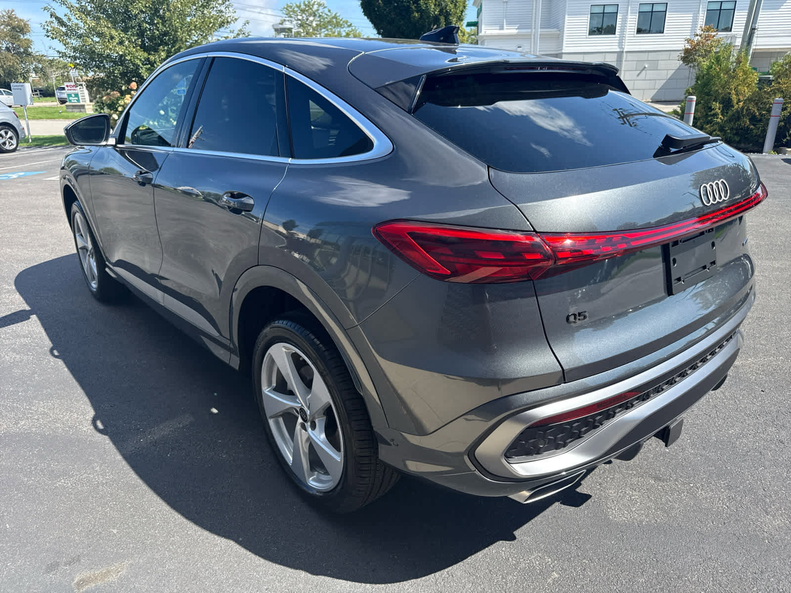 New 2025 Audi Q5 Premium Plus image 5
