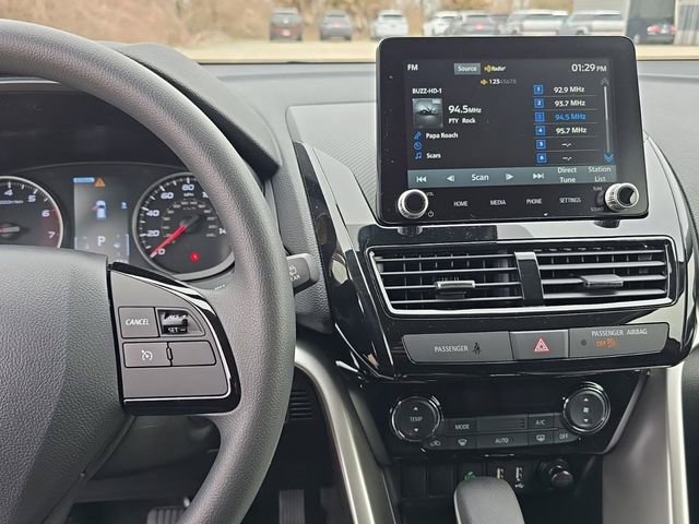 New 2025 Mitsubishi Eclipse Cross LE AWD/4WD image 18