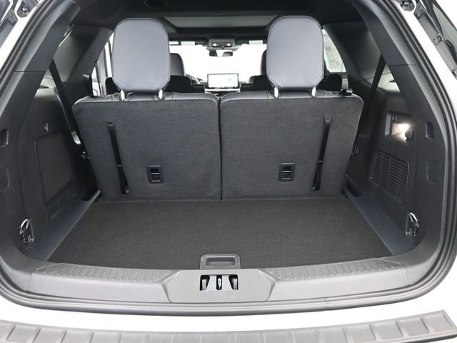 New 2026 Ford Explorer ST-Line w/ ST-Line Street Pack image 8