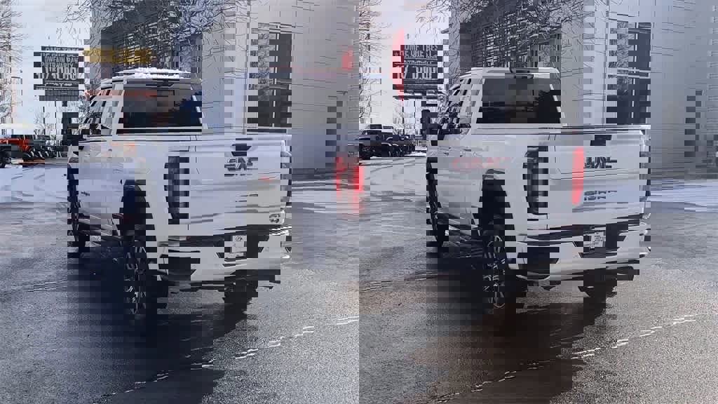 Used 2022 GMC Sierra 2500 AT4 w/ AT4 Premium Plus Package image 7