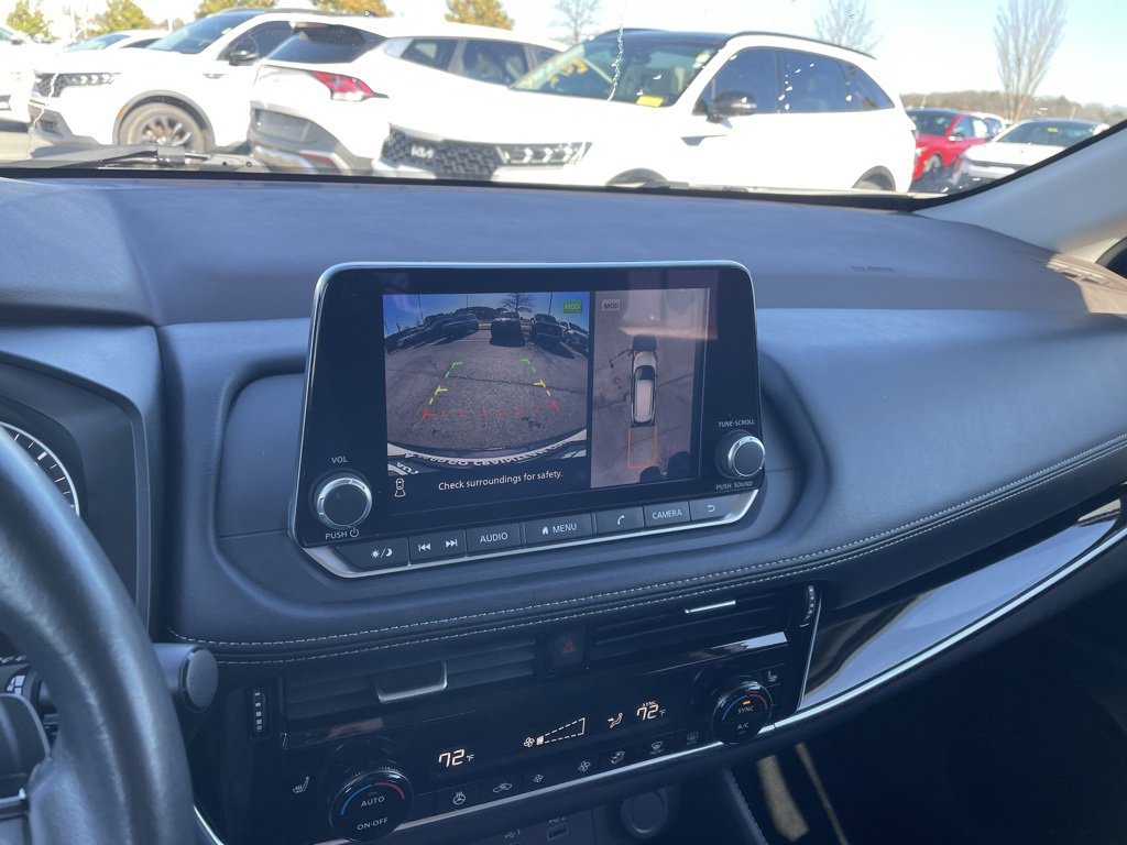 Used 2023 Nissan Rogue SL image 17