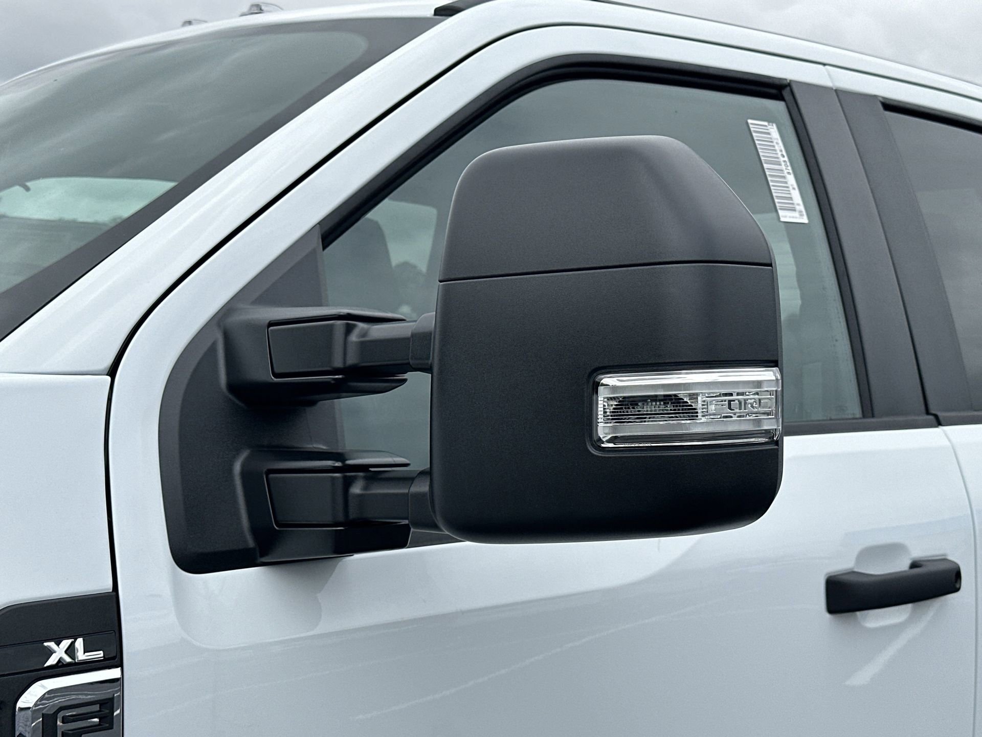 New 2025 Ford F450 XL w/ XL Chrome Package image 23