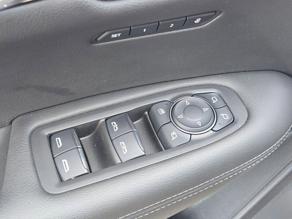 Used 2023 Cadillac XT6 Premium Luxury image 24