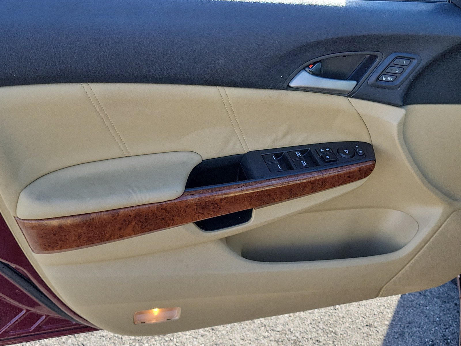 Used 2011 Honda Accord EX-L image 13