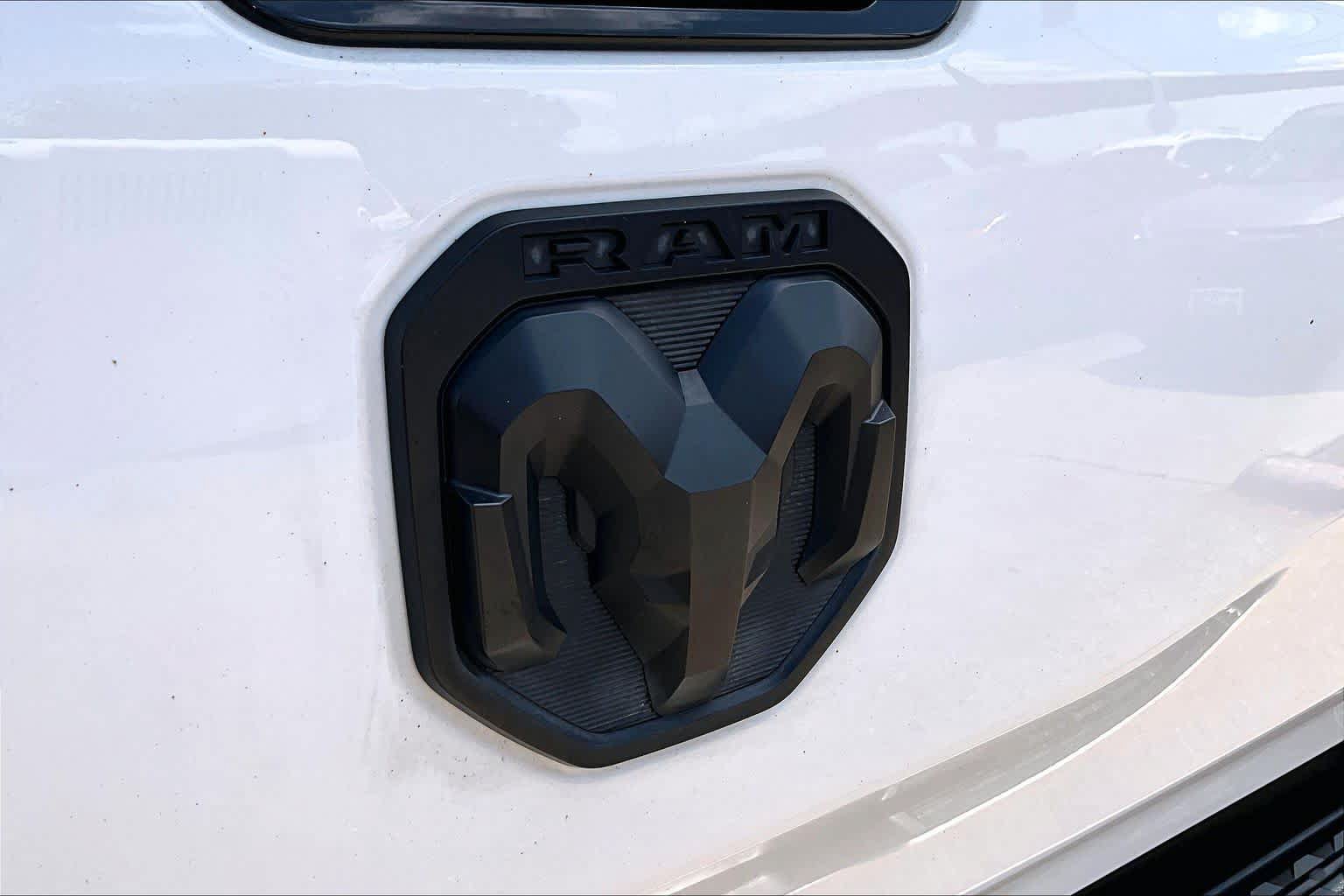 Used 2023 RAM 1500 Big Horn RWD image 29