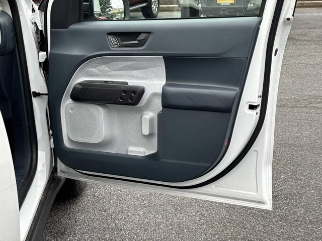 Used 2025 Ford Maverick XLT FWD image 7