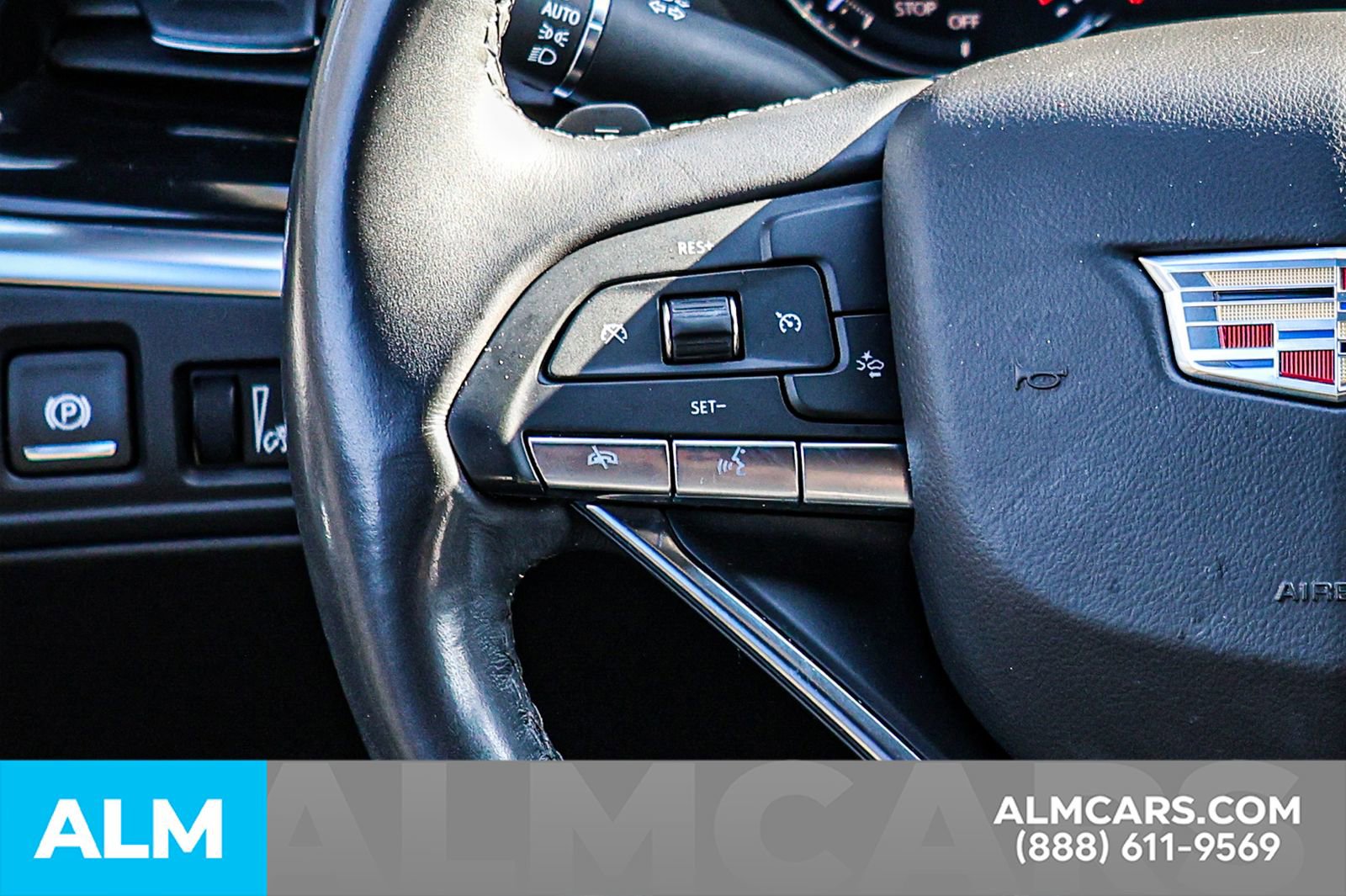 Used 2022 Cadillac XT6 Luxury image 28