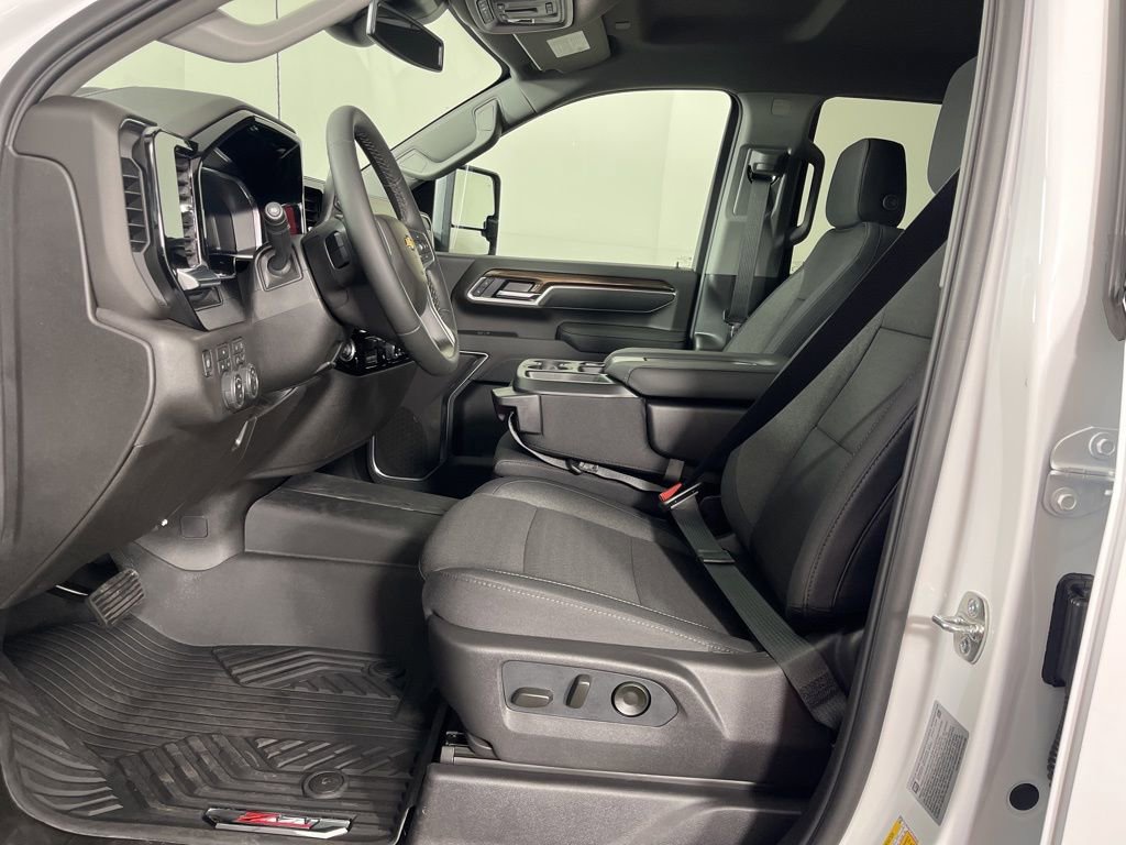 New 2026 Chevrolet Silverado 2500 LT w/ Safety Package image 24