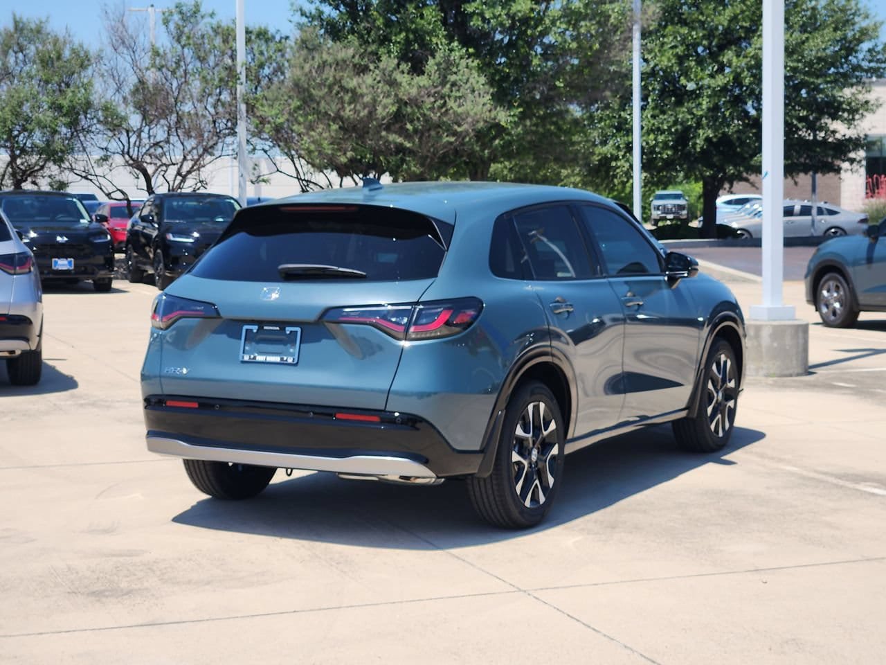 New 2027 Honda HR-V EX-L image 3