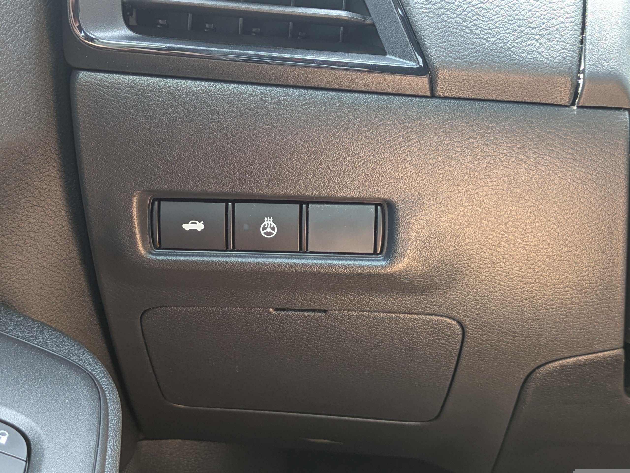New 2026 Nissan Sentra SV w/ SV Convenience Package FWD image 24