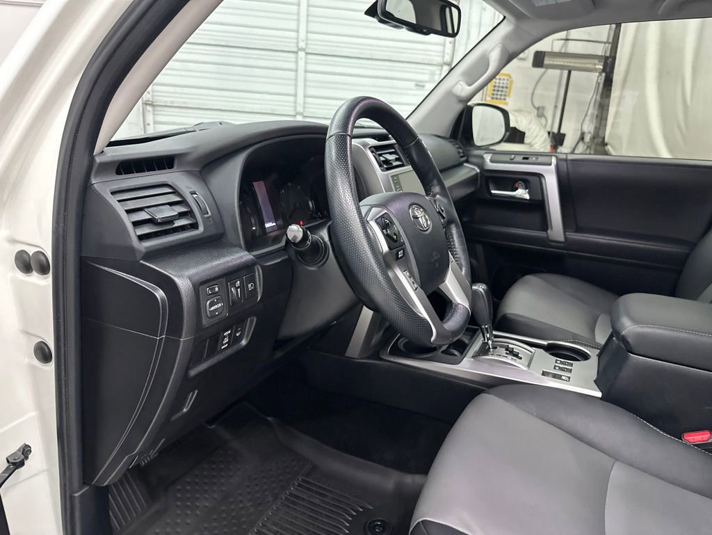Used 2023 Toyota 4Runner SR5 Premium w/ Moonroof Package RWD image 8