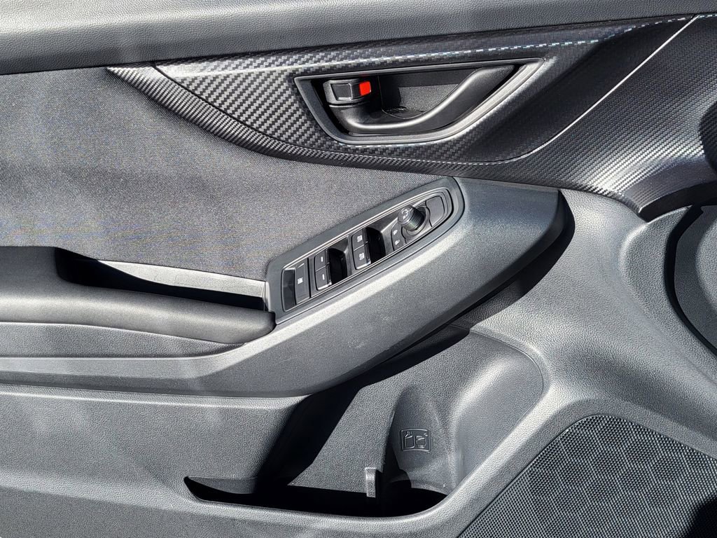 Used 2021 Subaru Crosstrek 2.0i image 13