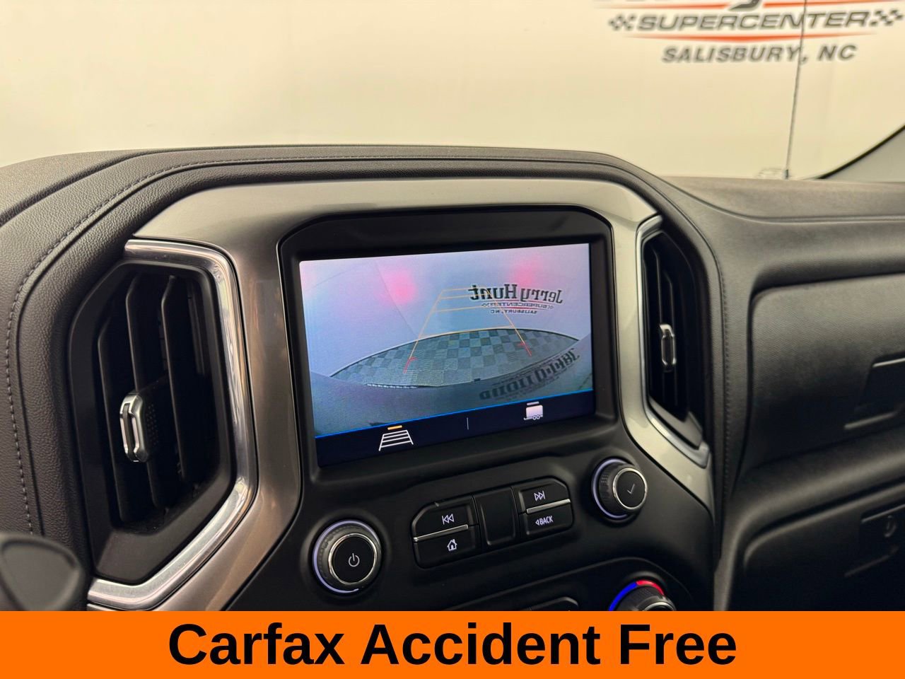 Used 2022 Chevrolet Silverado 1500 LT Trail Boss w/ Bed Protection Package image 3