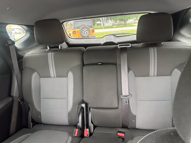 Used 2025 Chevrolet Blazer LT FWD image 26