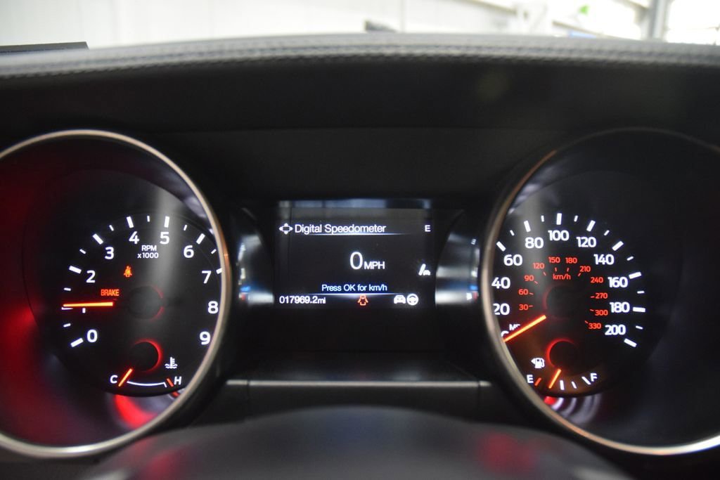 Used 2020 Ford Mustang Shelby GT350 w/ Technology Package RWD image 45