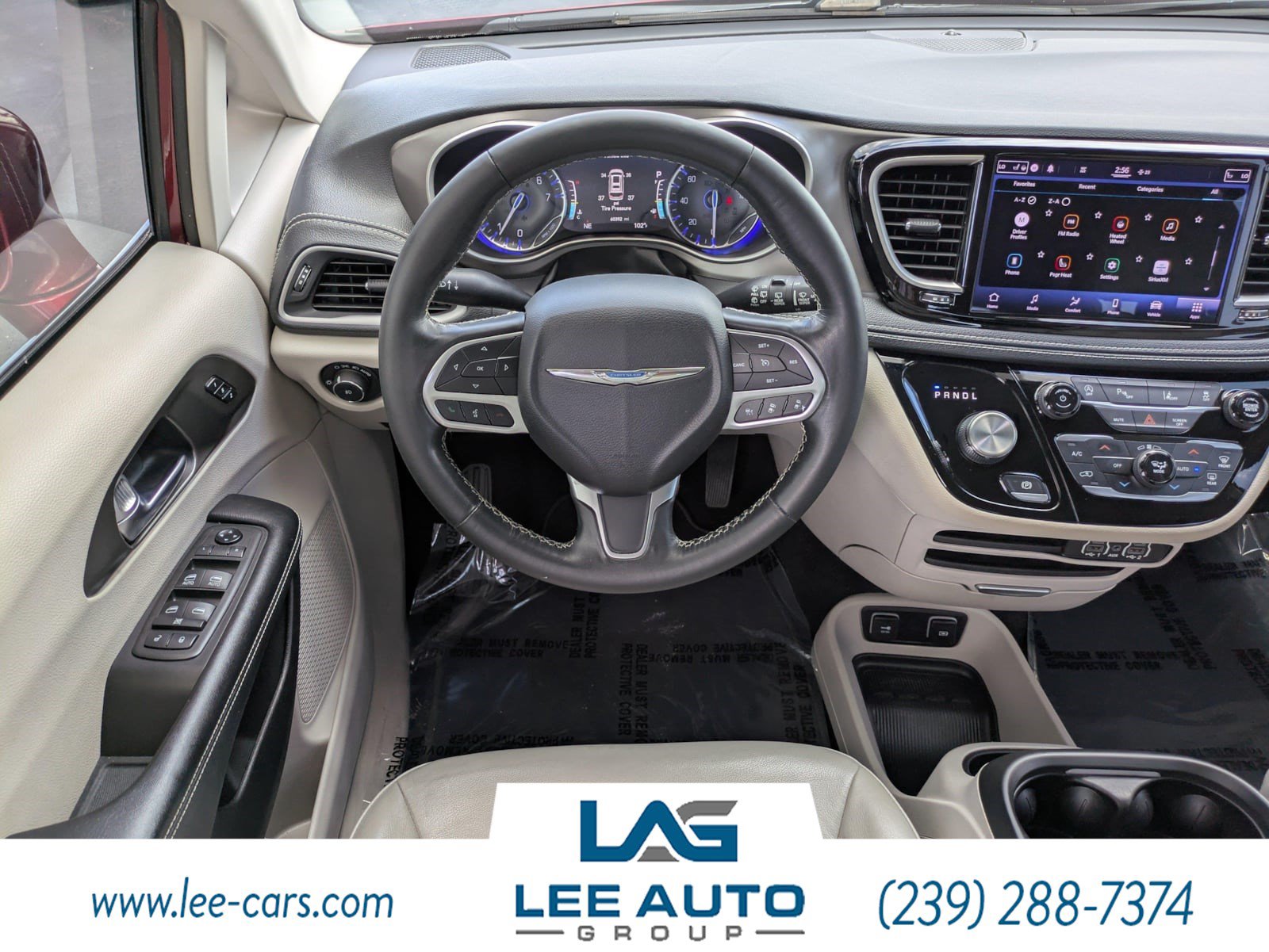 Used 2021 Chrysler Pacifica Touring-L FWD image 14