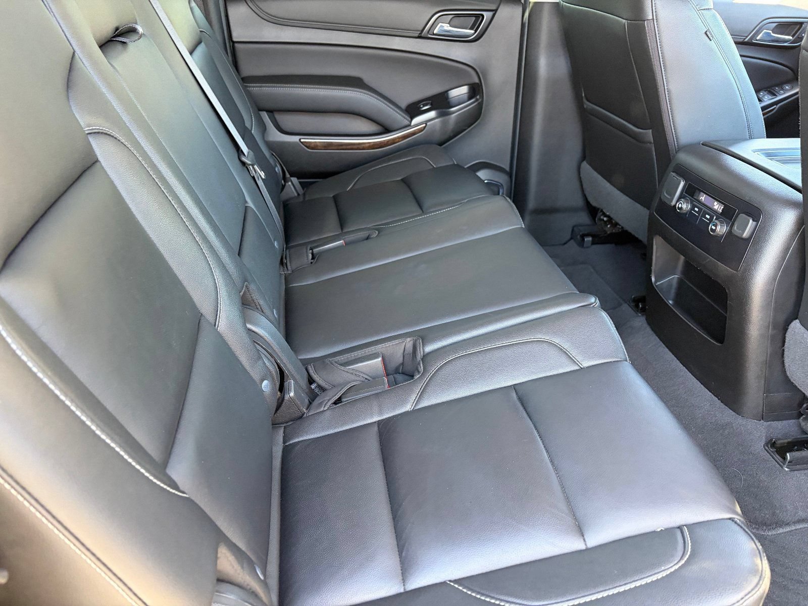 Certified 2019 Chevrolet Suburban LT AWD/4WD image 14