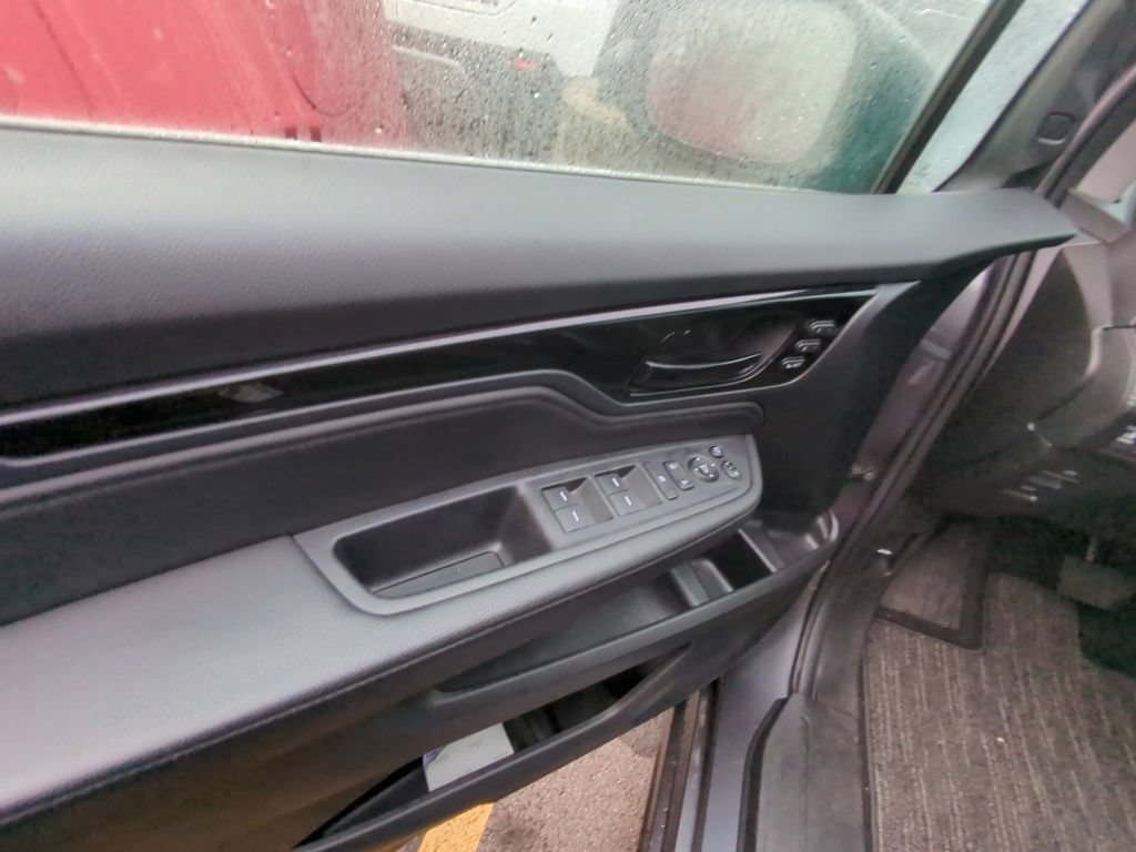 Used 2023 Honda Odyssey Elite image 8