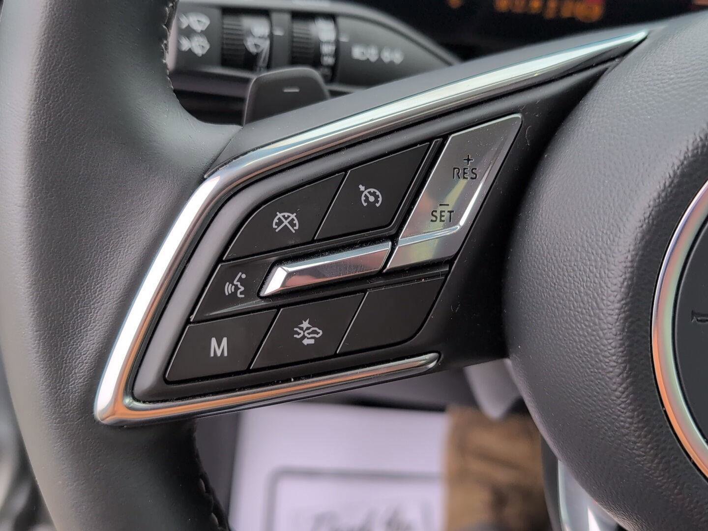 Used 2025 Buick Envision Preferred image 21