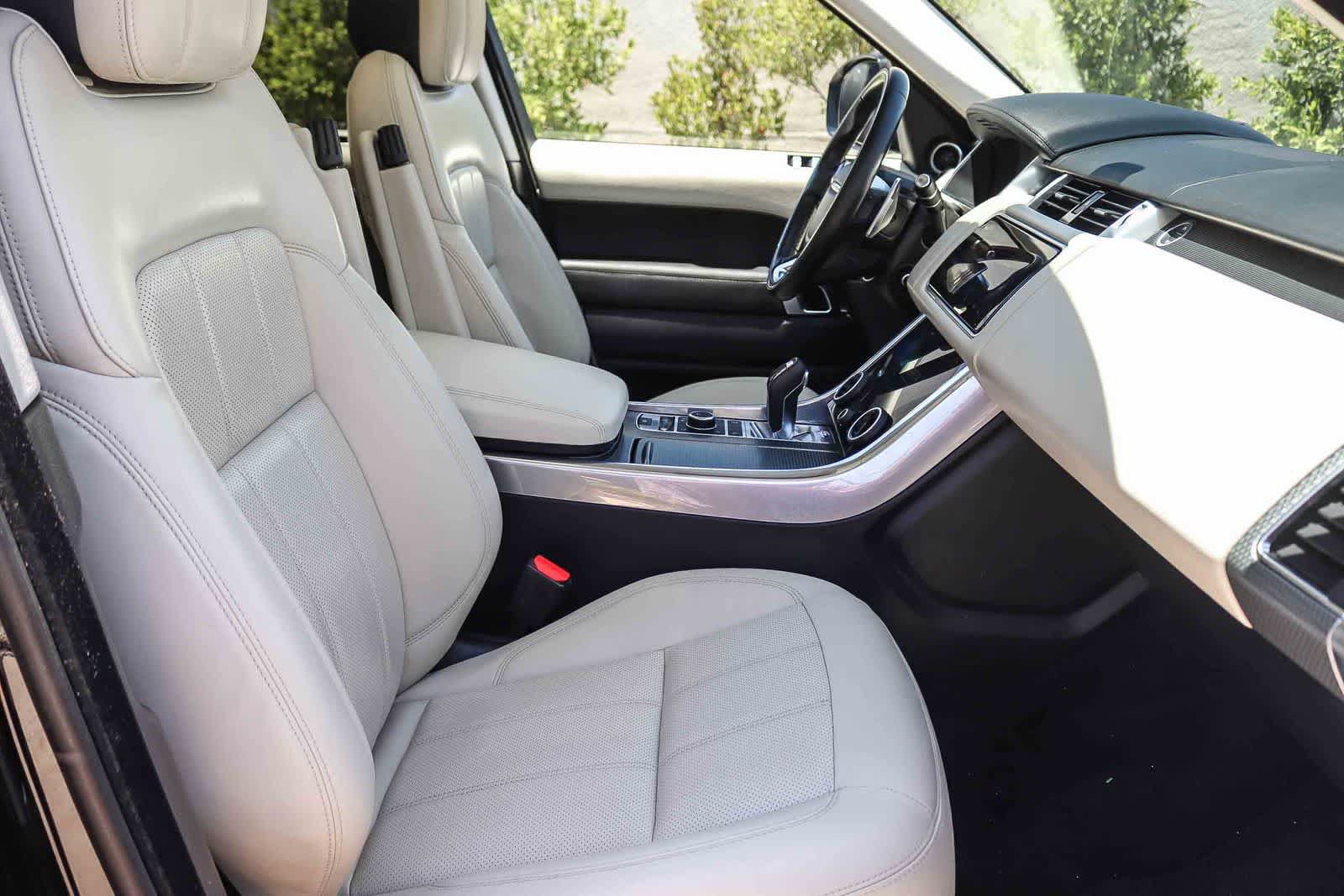 Used 2019 Land Rover Range Rover Sport Supercharged AWD/4WD image 16