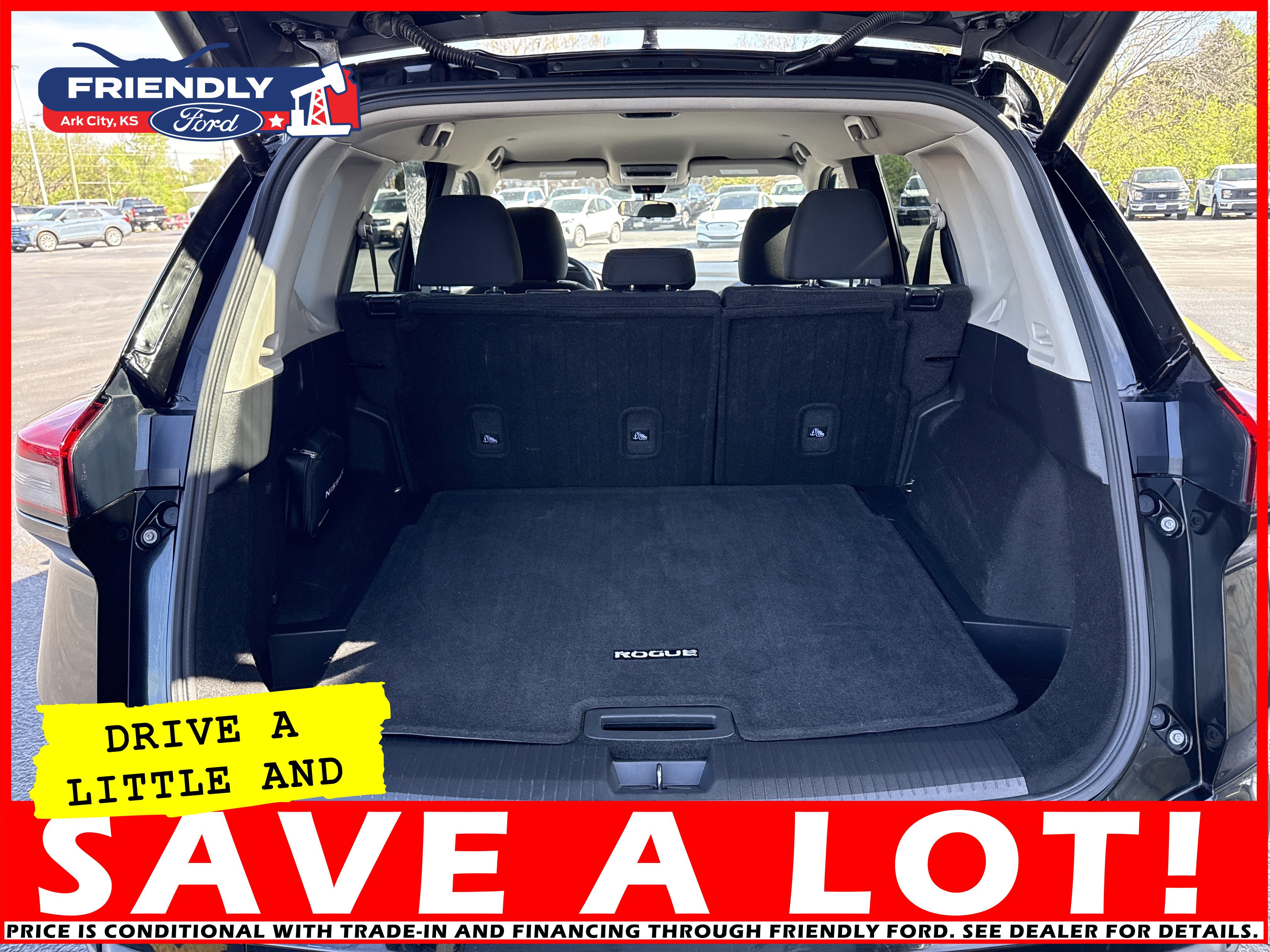 Used 2024 Nissan Rogue SV image 23