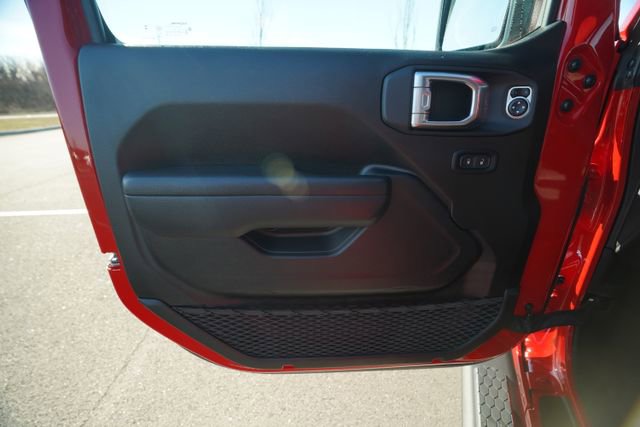 Used 2024 Jeep Wrangler Sport S image 13