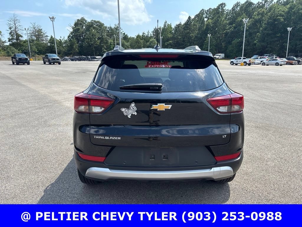 Used 2025 Chevrolet TrailBlazer LT w/ Convenience Package FWD image 6