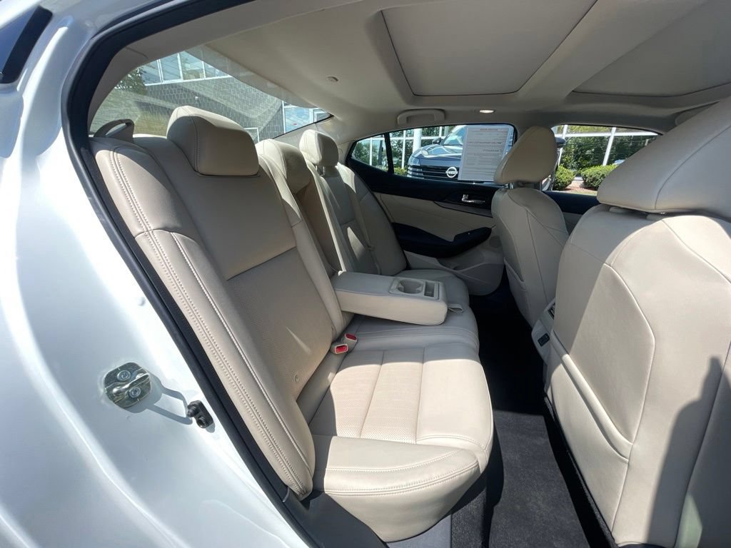 Used 2018 Nissan Maxima 3.5 SL FWD image 24
