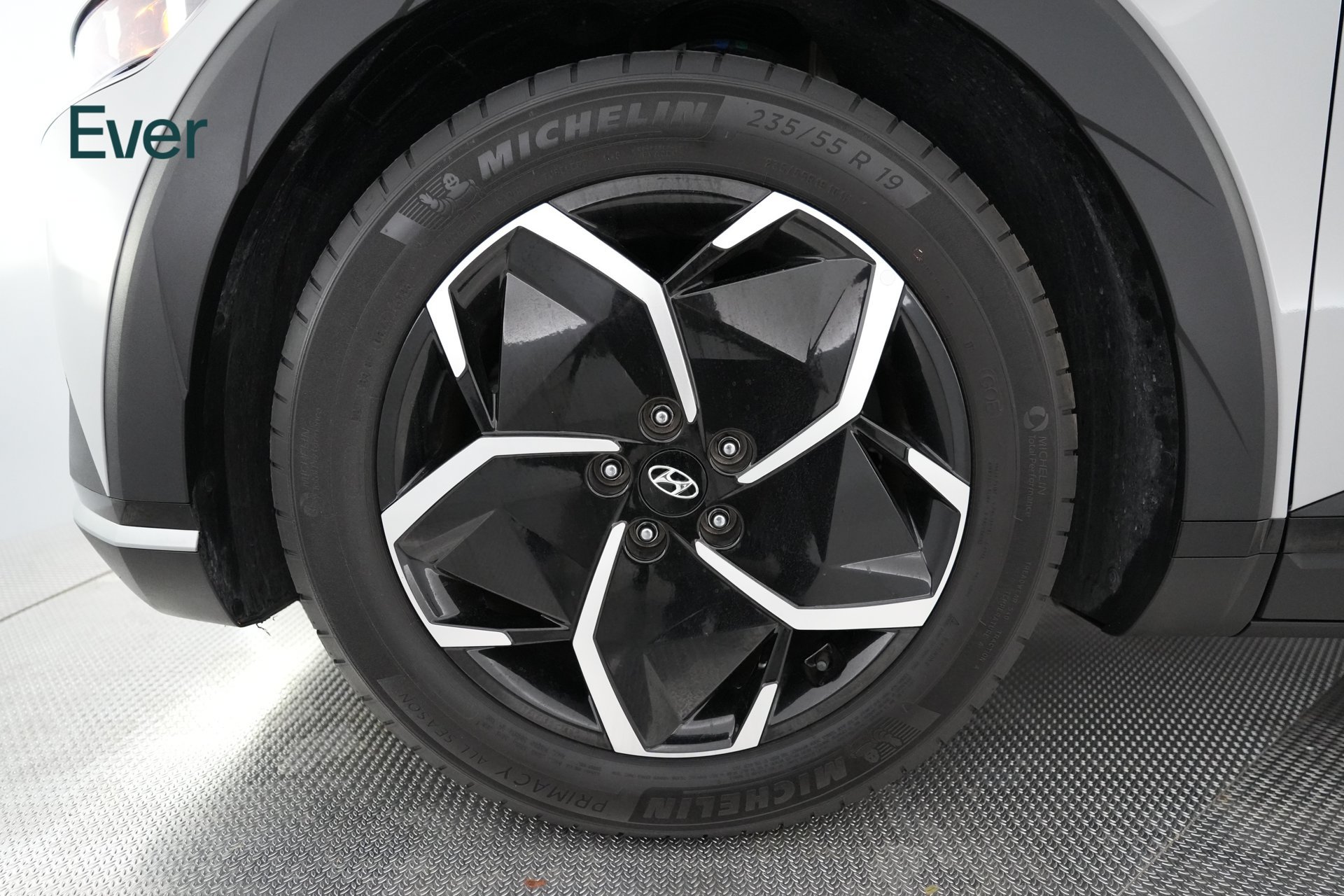 Used 2024 Hyundai Ioniq 5 SEL RWD image 17